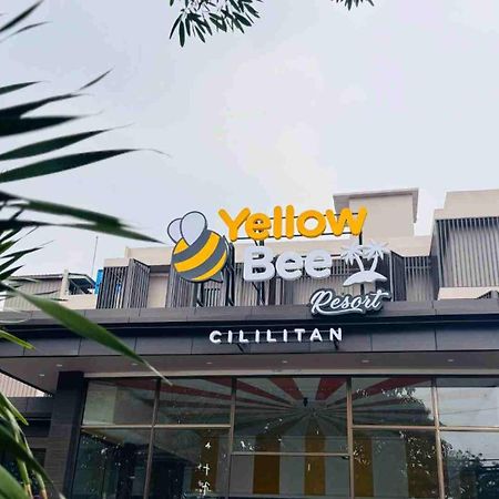 Yellow Bee Resort Cililitan جاكرتا المظهر الخارجي الصورة