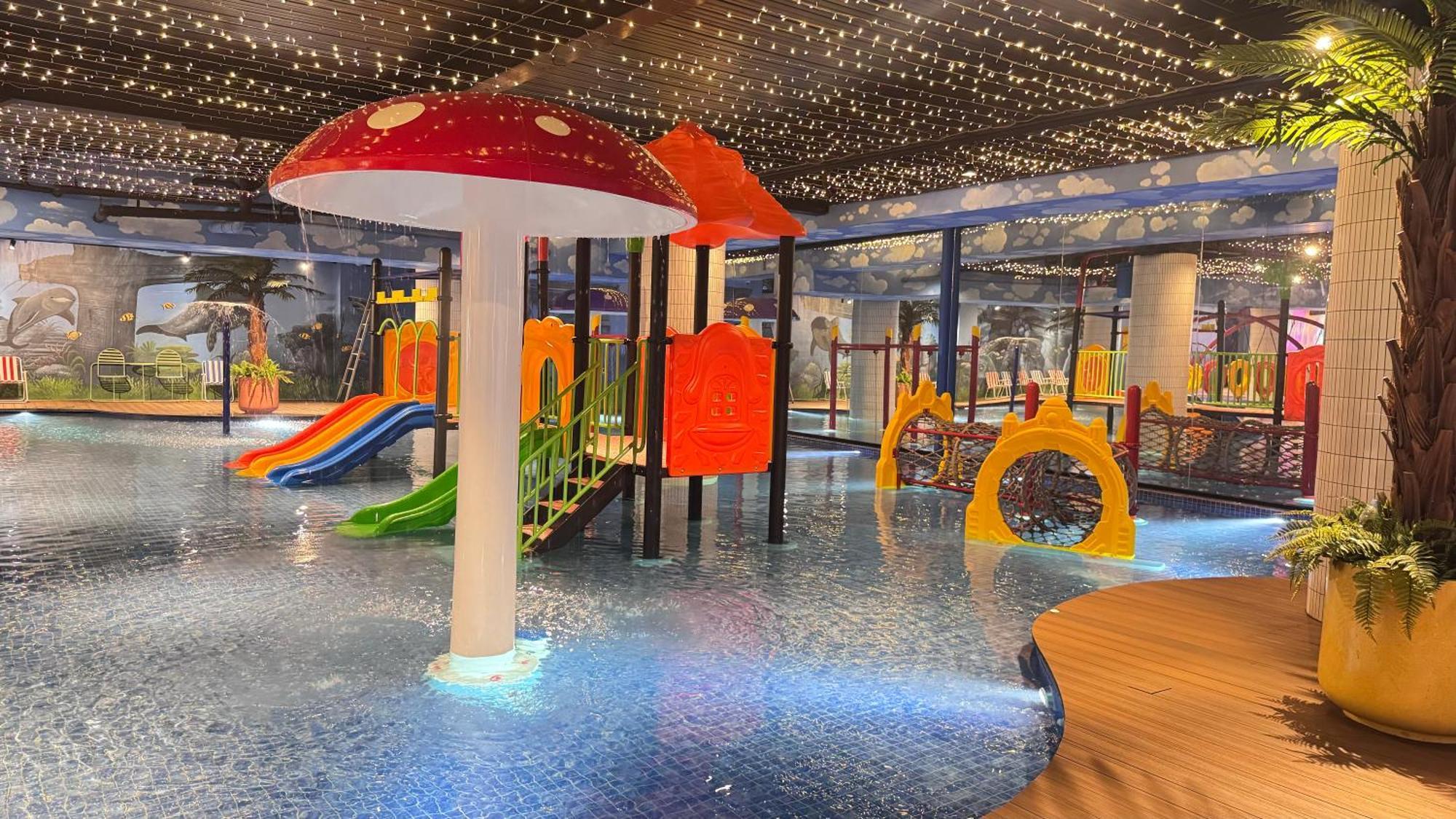 Yellow Bee Resort Cililitan جاكرتا المظهر الخارجي الصورة