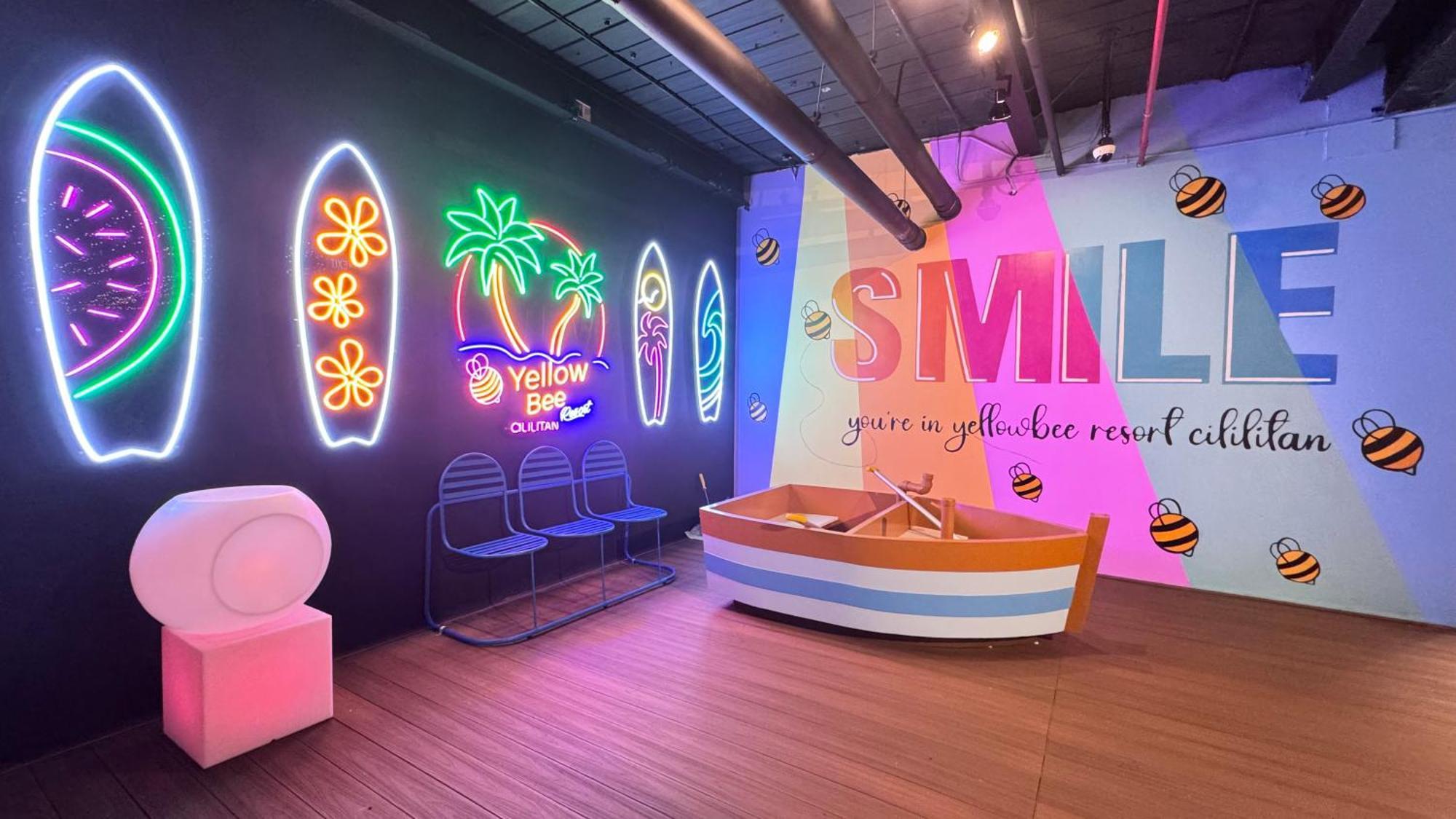 Yellow Bee Resort Cililitan جاكرتا المظهر الخارجي الصورة