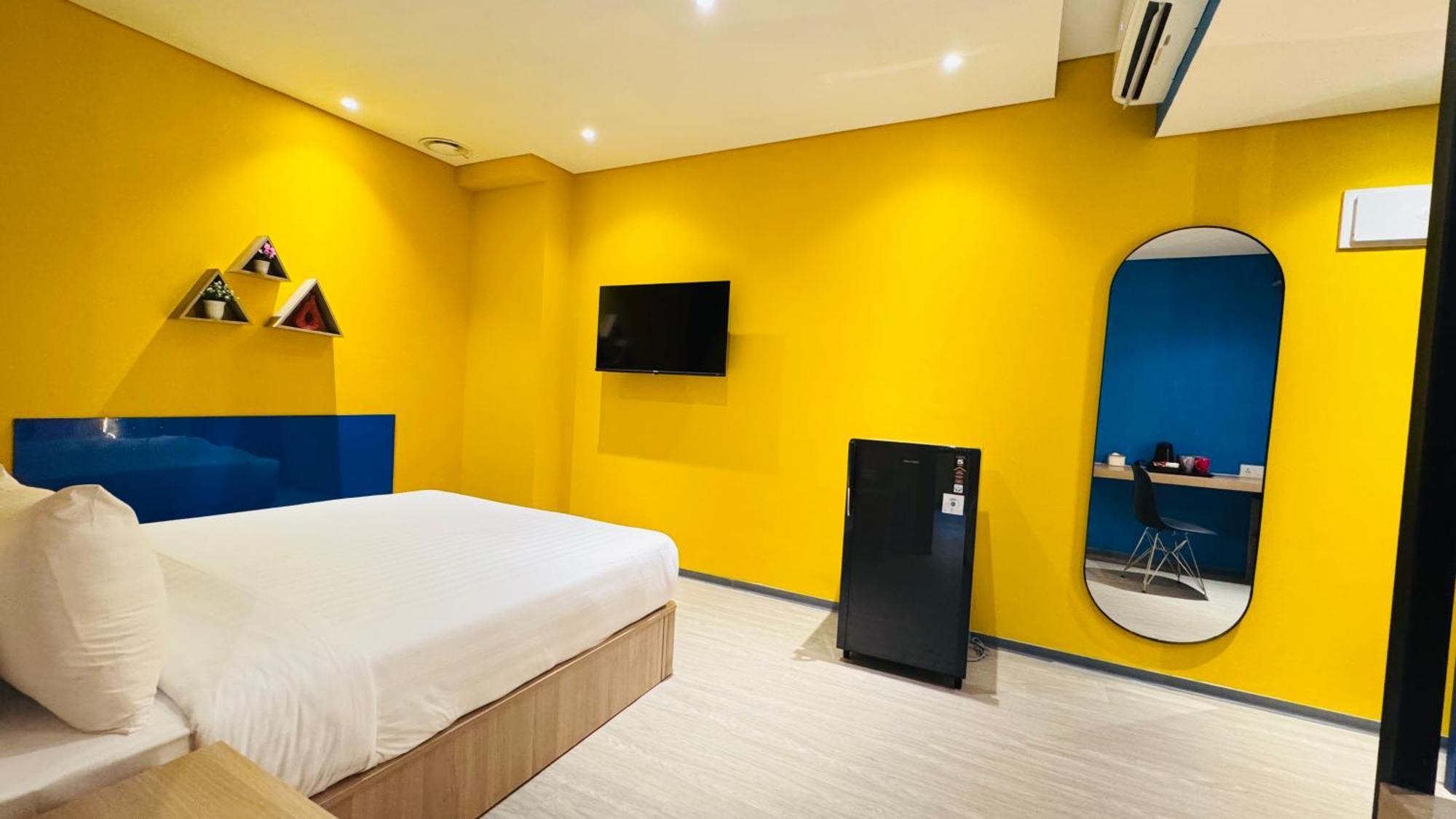 Yellow Bee Resort Cililitan جاكرتا المظهر الخارجي الصورة
