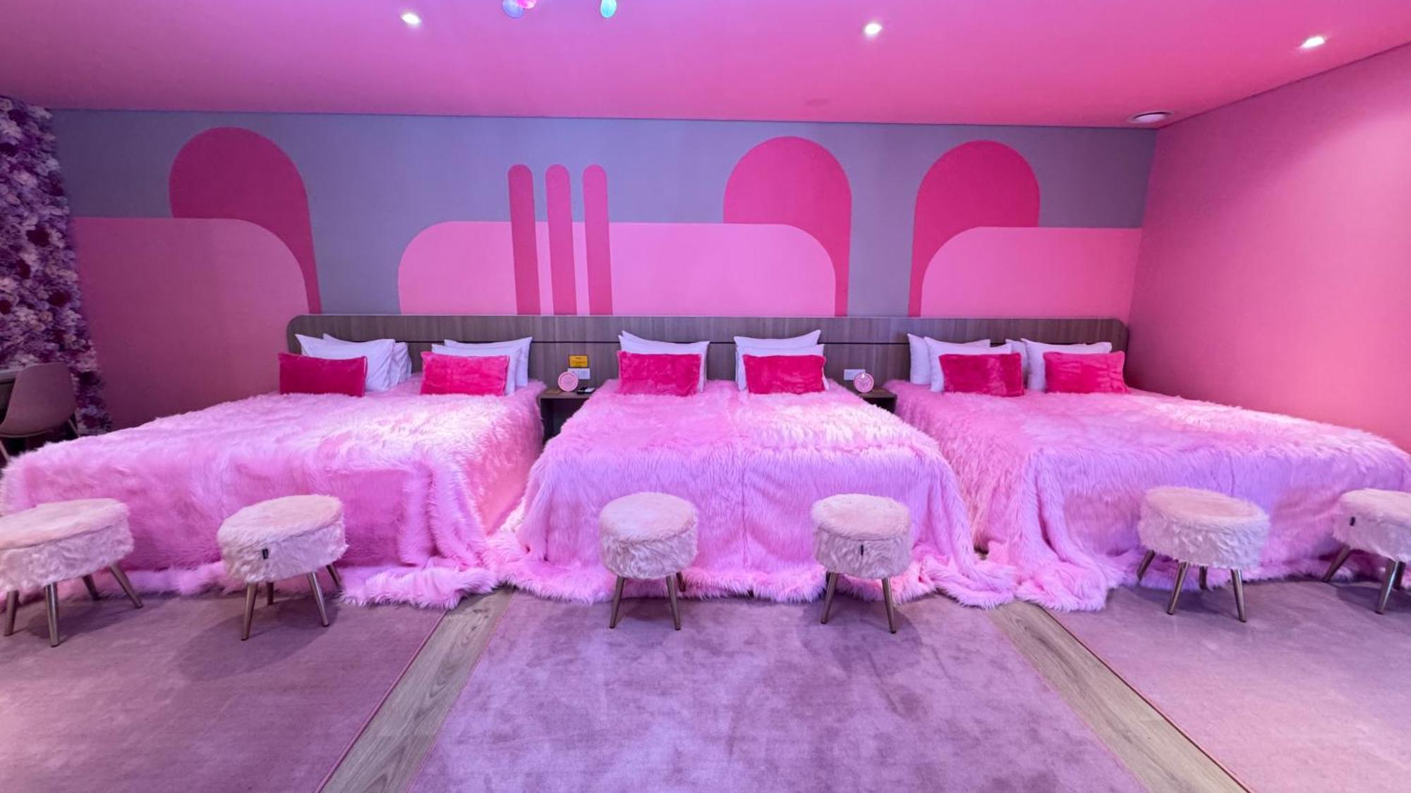 Yellow Bee Resort Cililitan جاكرتا المظهر الخارجي الصورة