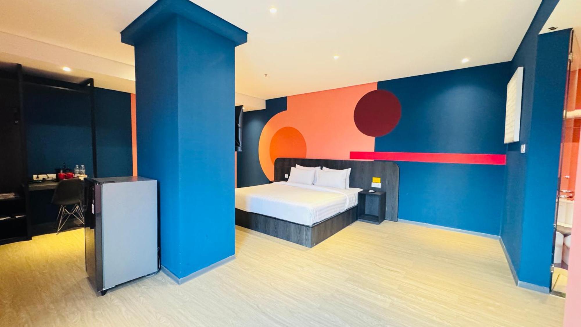 Yellow Bee Resort Cililitan جاكرتا المظهر الخارجي الصورة