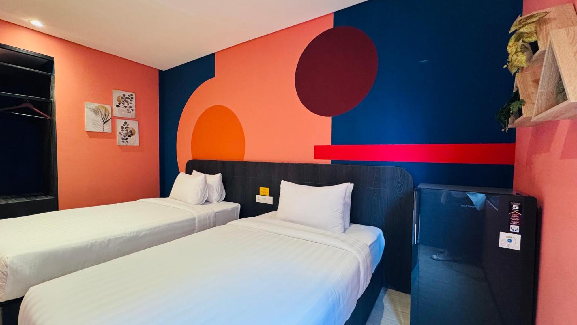 Yellow Bee Resort Cililitan جاكرتا المظهر الخارجي الصورة